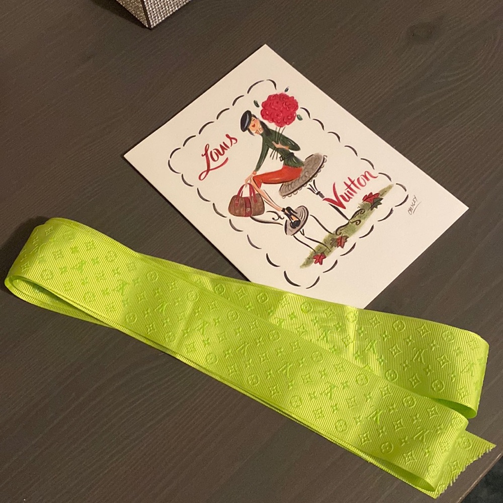 Luis Vuitton ribbon and receipt holder